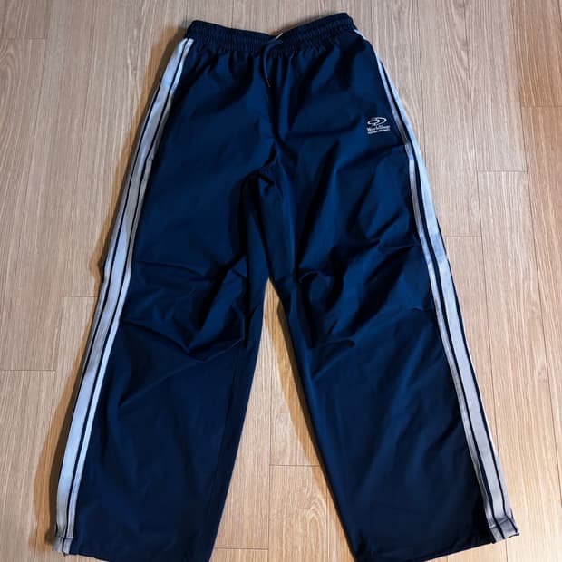 Travel 네이비 와이드 트랙팬츠 S