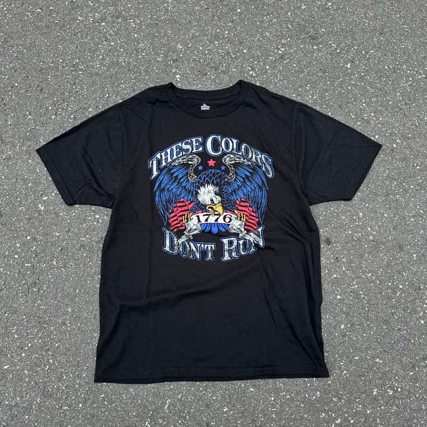 [빈티지] •These Colors Dont Run T-Shirt