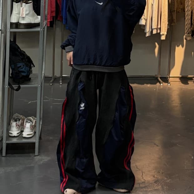 나이키 올드스쿨 네이비 브이넥 웜업 A2811