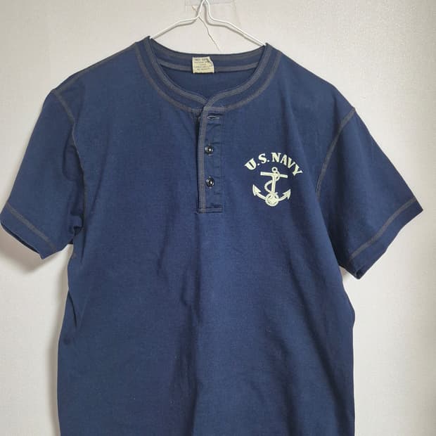 버즈릭슨 네이비 반팔 헨리넥 티셔츠