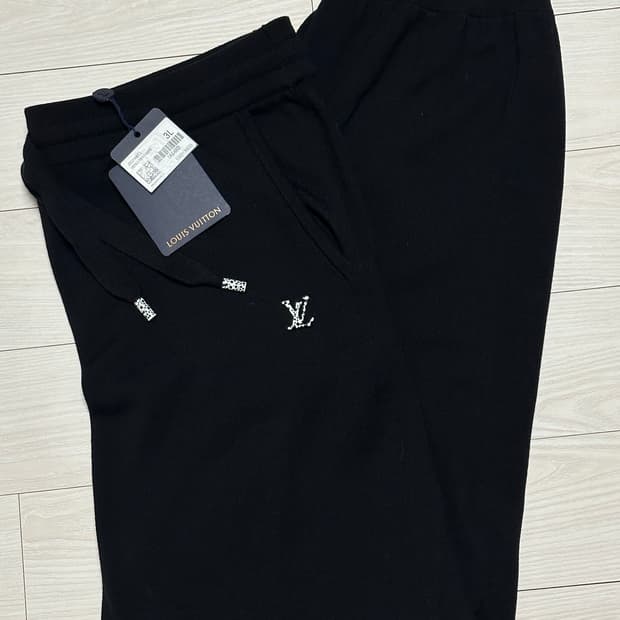 루이비통 x 쿠사마 야요이 조거팬츠 XXL(34) 새상품