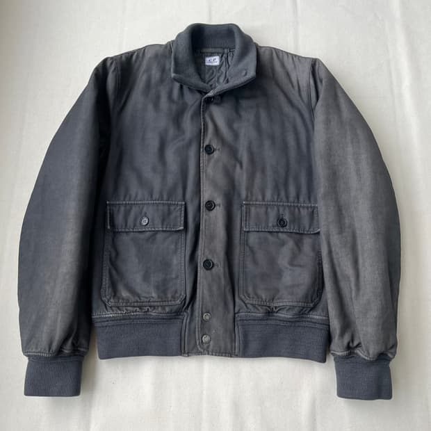 CP컴퍼니 가먼트 다잉 자켓