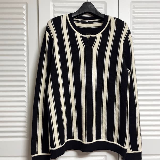 시스템옴므 니트 티셔츠