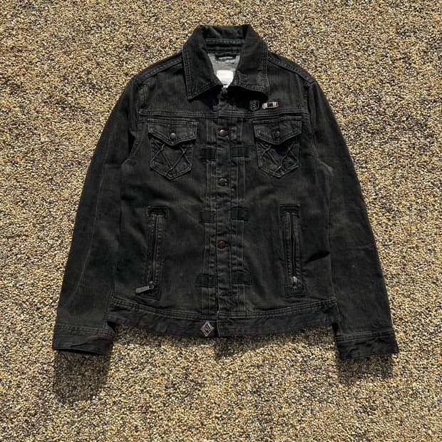 디젤(DIESEL)멀티포켓 흑청 트러커 자켓