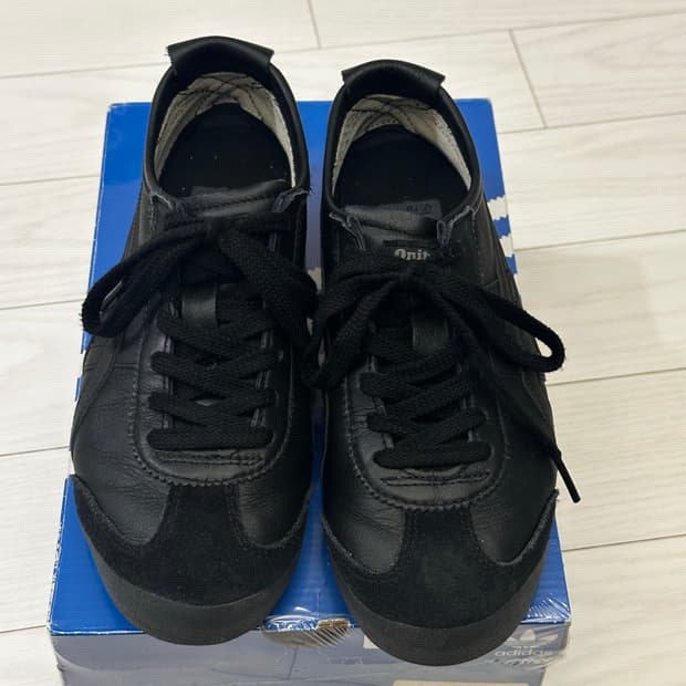 오니츠카타이거 멕시코66 블랙240mm