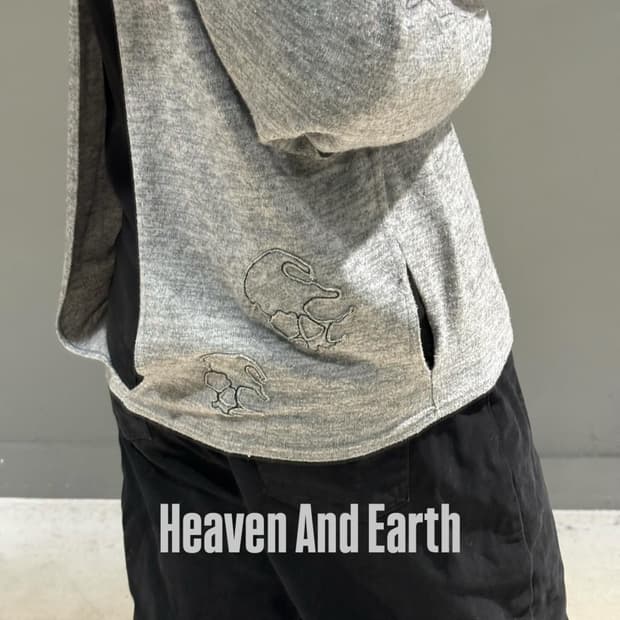 Heaven And Earth skull point slit top