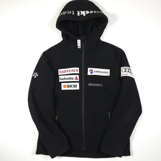 데상트 아우디 후리스