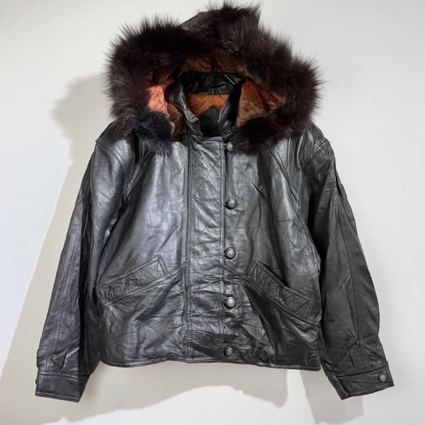 빈티지 퍼 트리밍 레더 봄버