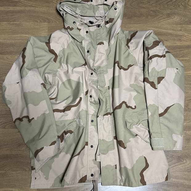 00s 미군 오리지널 ecwcs gen1 데저트카모 고어텍스 파카