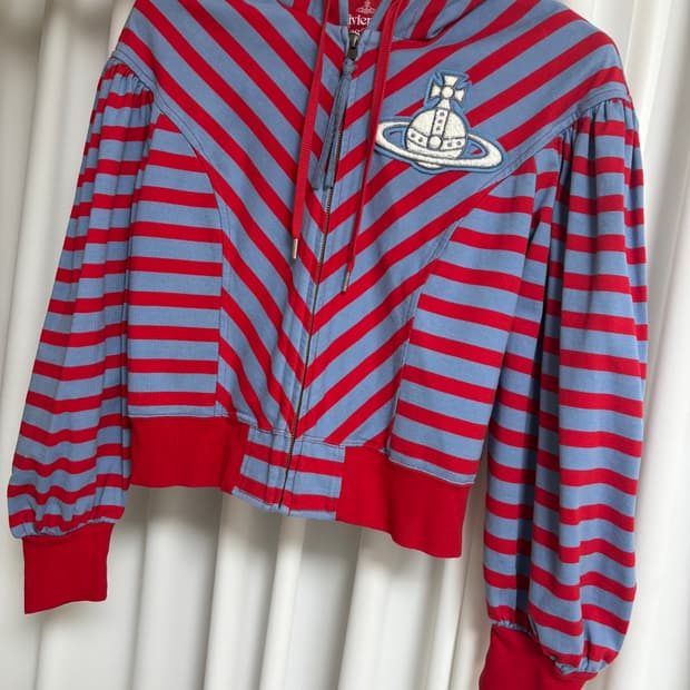 비비안웨스트우드 후드 집업