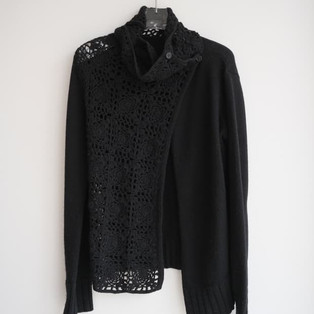 Crochet motif high-neck cardigan 