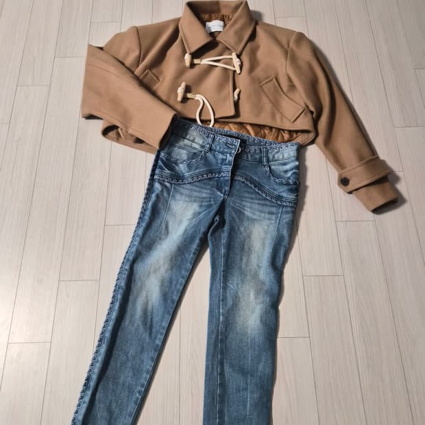 밤볼리나(BAMBOLINA) 크롭 토글 핸드메이드 코트 (카멜/베이지)