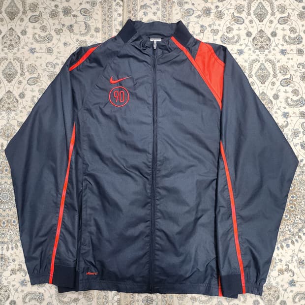 나이키 올드스쿨 토탈 90  바람막이 L