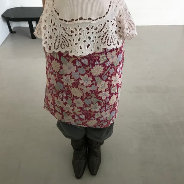 vintage pink pattern skirt