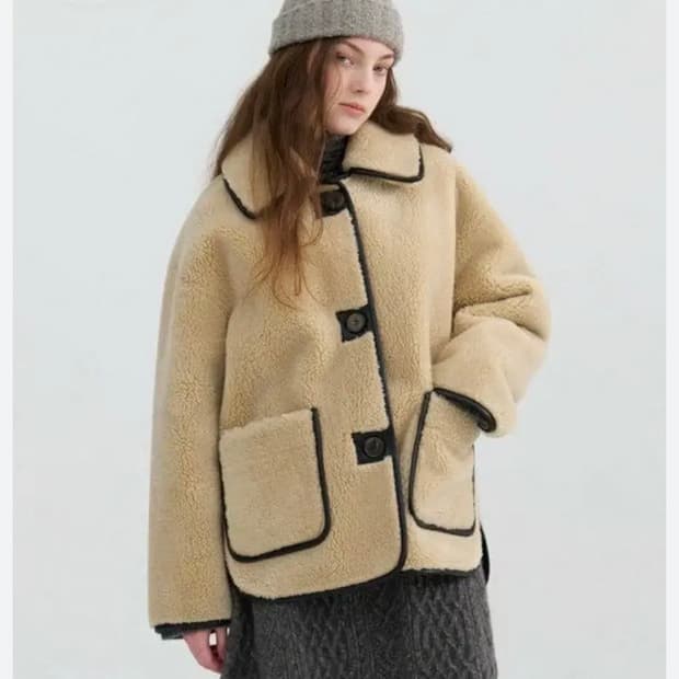 앳코너 리버시블 무스탕