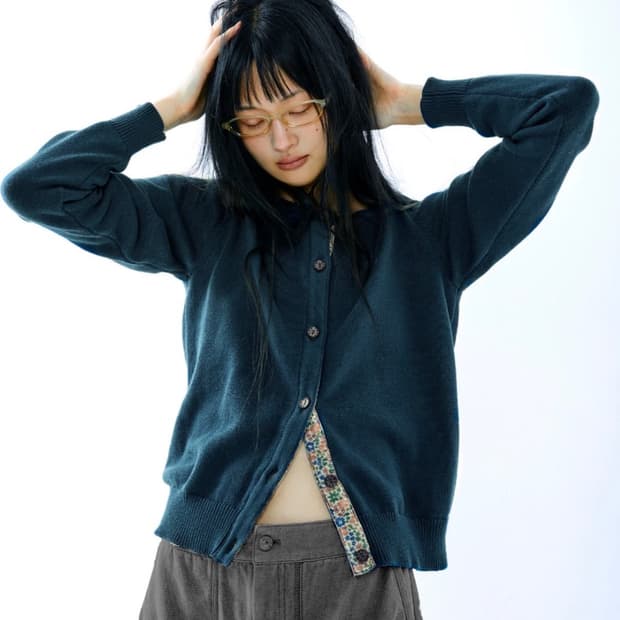 코이세이오 플라워 플래킷 가디건 네이비