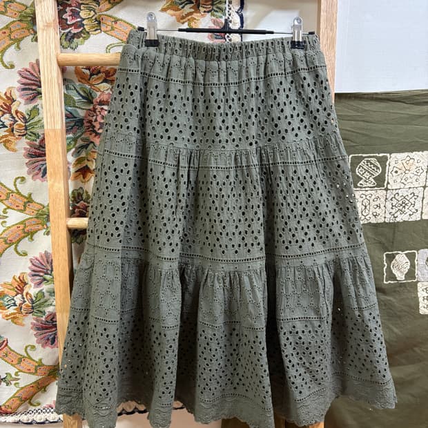 히피 모리 페어리 카키 레이스 미디 스커트