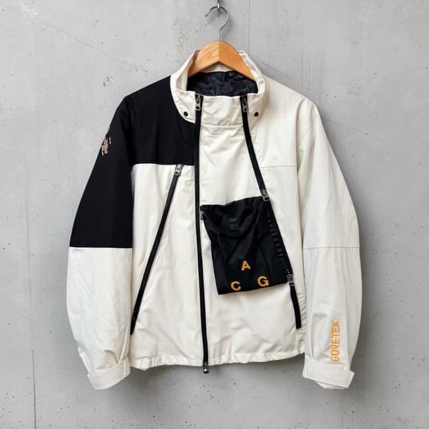 XL/ 나이키 ACG 디플로이 고어텍스 흰검 패딩자켓