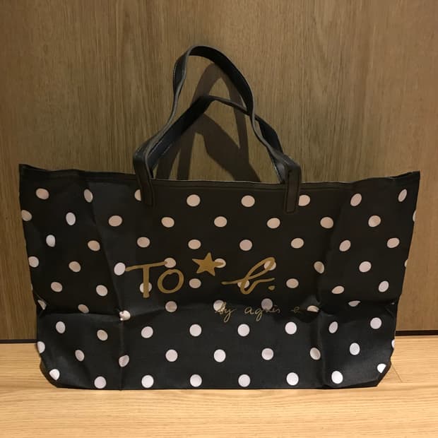 agnes b 도트 토트백