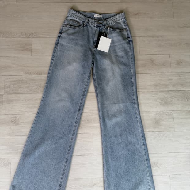 Whoisshe MUTE BOOTCUT JEANS 1
