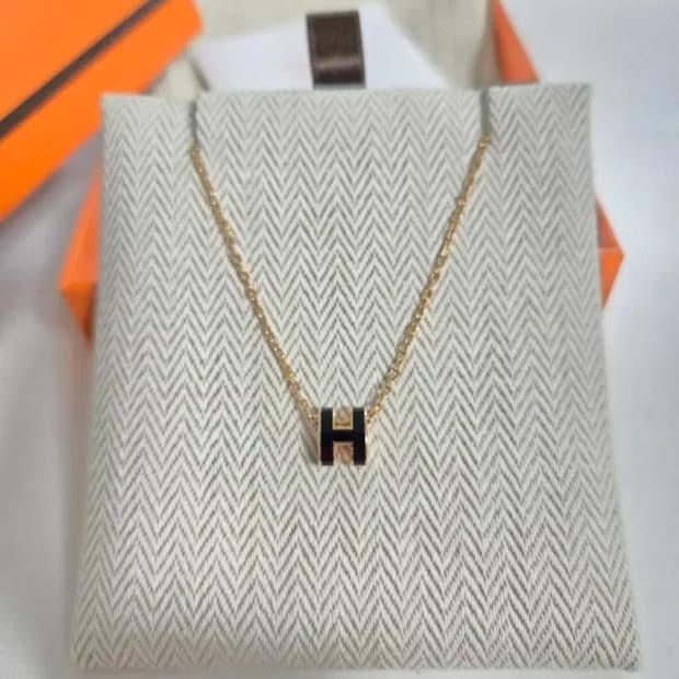 에르메스 미니 팝아슈 블랙 로즈골드 급처