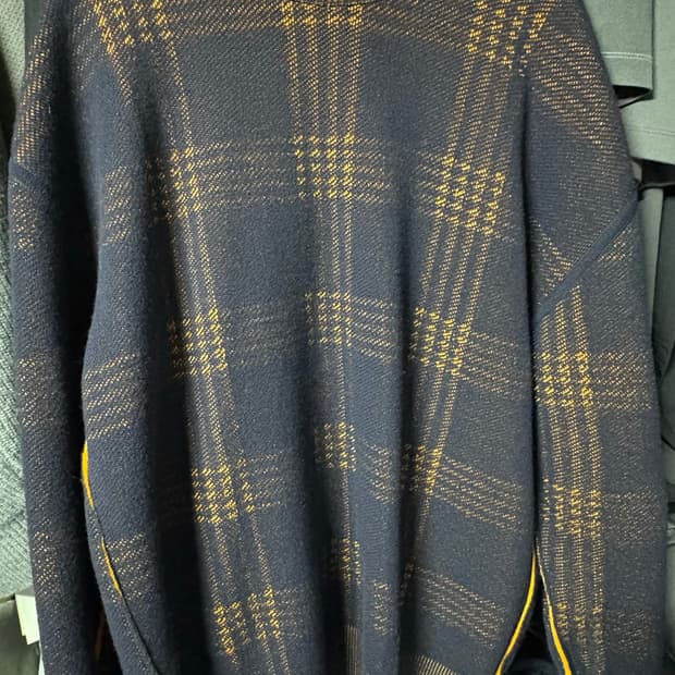 질스튜어트 니트 리버시블 