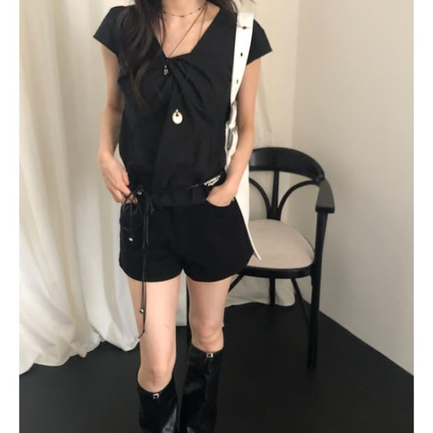 릿킴 whisper blouse black