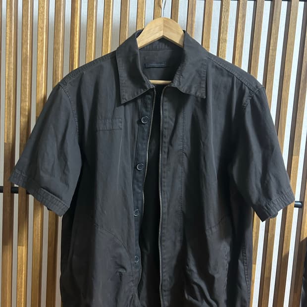 해칭룸 box shirket jet black 2사이즈