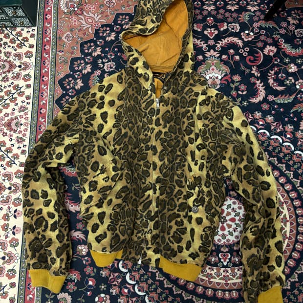 AVANT GARDE NEWS leopard jacket