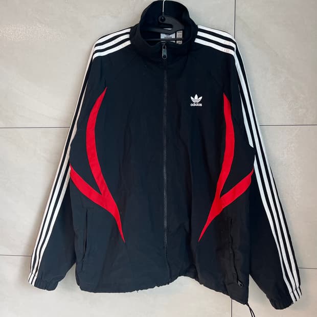 아디다스 파이어버드 아카이브 바람막이 [L]