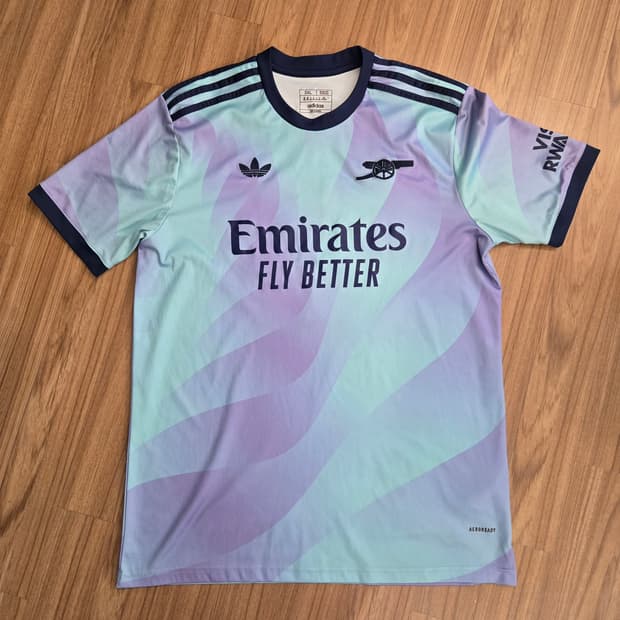 아디다스 아스날 22/23 써드 유니폼 셔츠
