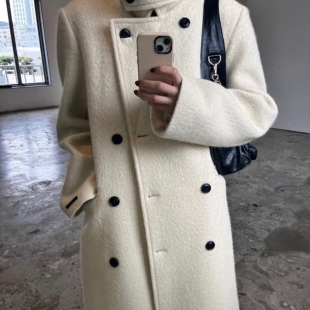 런던플랏 25fw 바닐라 오버사이즈 코트 네이비 (정가36만)