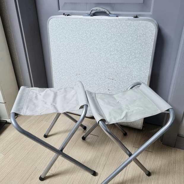 휴대용  접이식 테이블 의자 세트