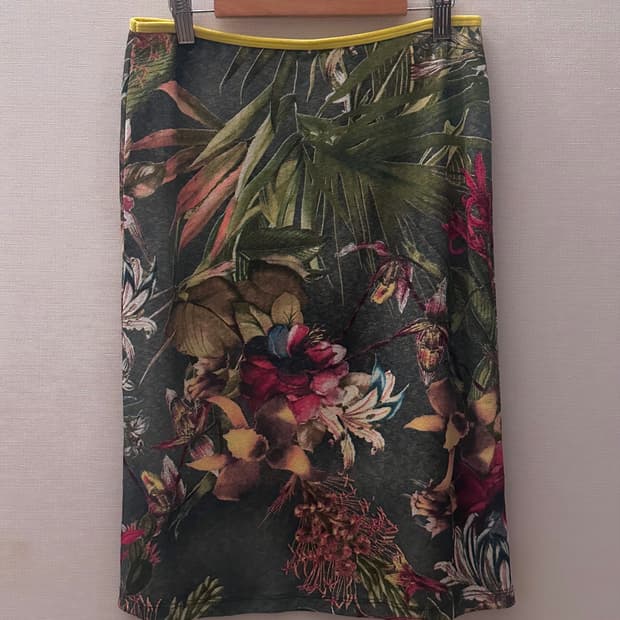 빈티지 오리엔탈 패턴 프린팅 미디 스커트