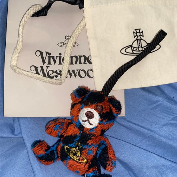 비비안웨스트우드 백참 곰돌이 키링 곰인형 테디베어 키링