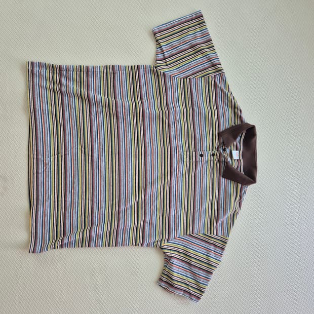 블랙아웃 피어스 반팔 라지