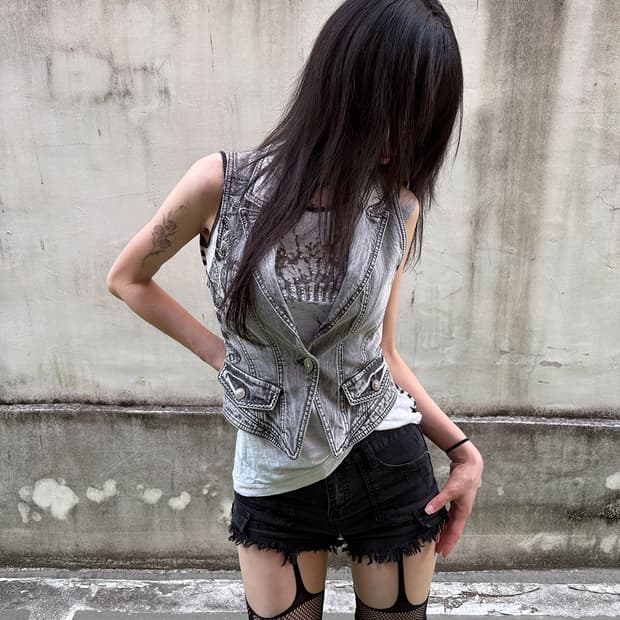 XIX Y2K patch denim vest