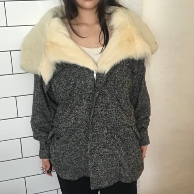 토가 아카이브스 오버 카라 코트