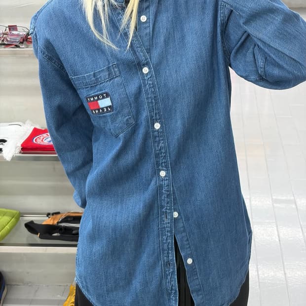 타미 진스 중청 데님 버튼다운 셔츠