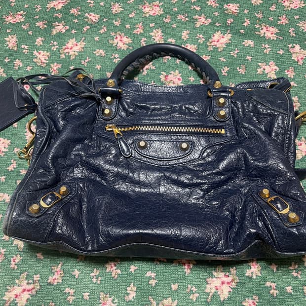 발렌시아가 모터백