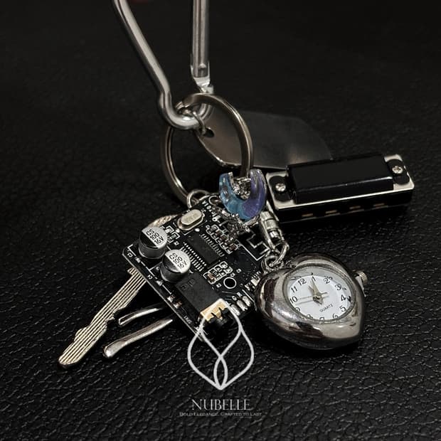🌗 Mainboard keyring / 메인보드 시계 키링