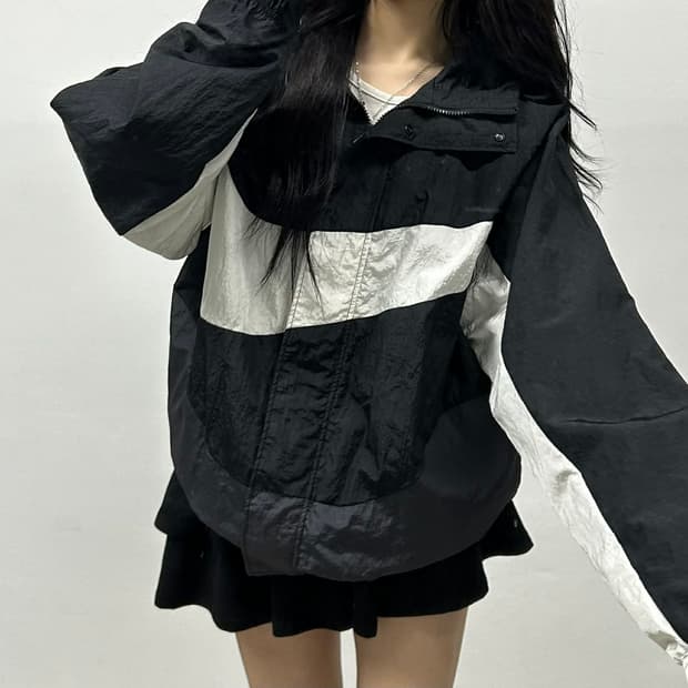 나이키 신형 빅스우시 블랙 윈드브레이커 자켓 후드집업 희귀져지(XL)