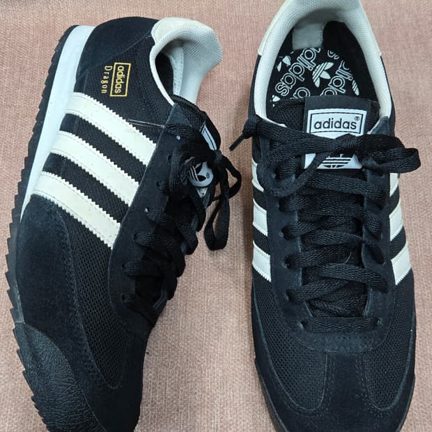 아디다스 275cm- 드래곤 OG 검흰