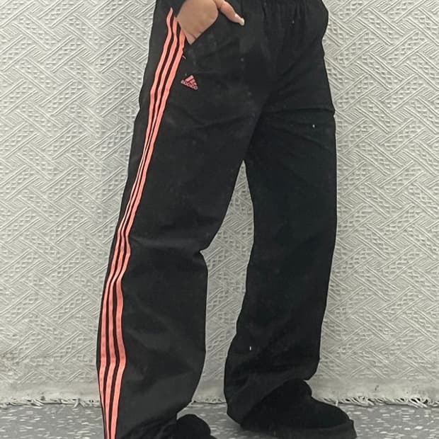 아디다스 블랙핑크 우븐 트랙팬츠 츄리닝바지 90 C06401