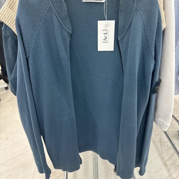 스톤아일랜드 블루 니트집업