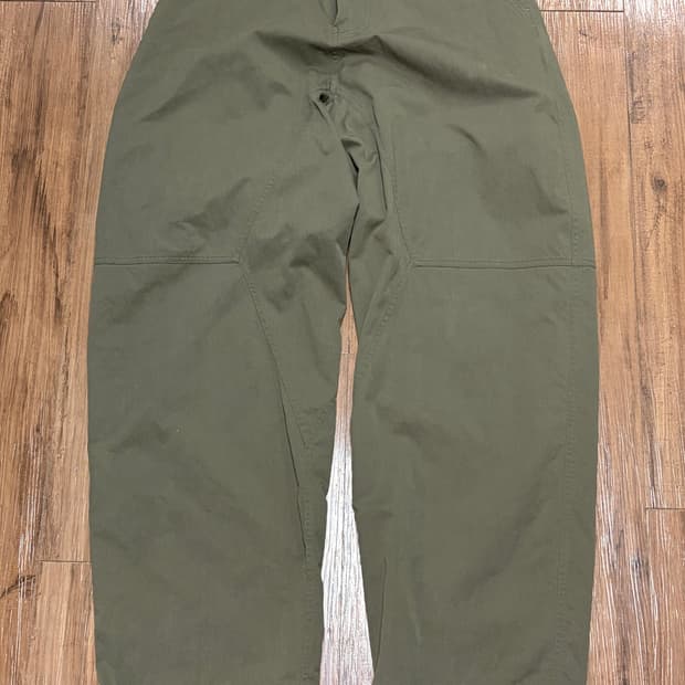 시도 카고팬츠 판매합니다. (2사이즈)