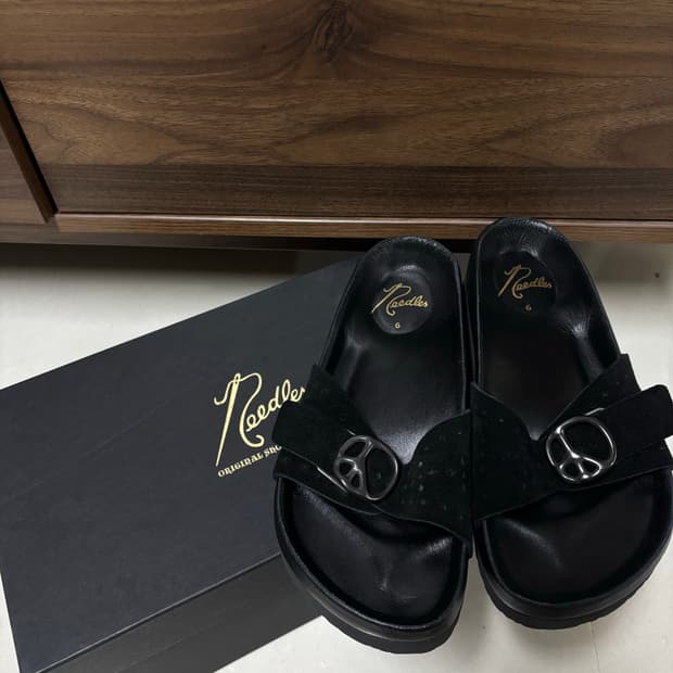 니들스 클로그 250