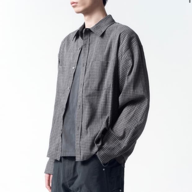인사일런스 라이트웨이트 크롭 체크 셔츠 DARK GREY L사이즈