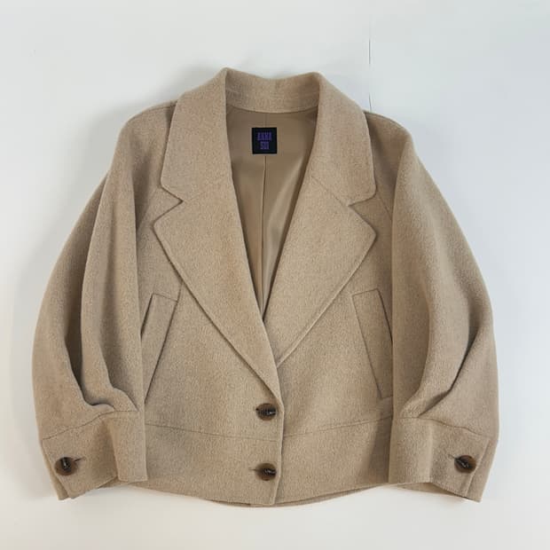 안나수이 더블 숏자켓 free