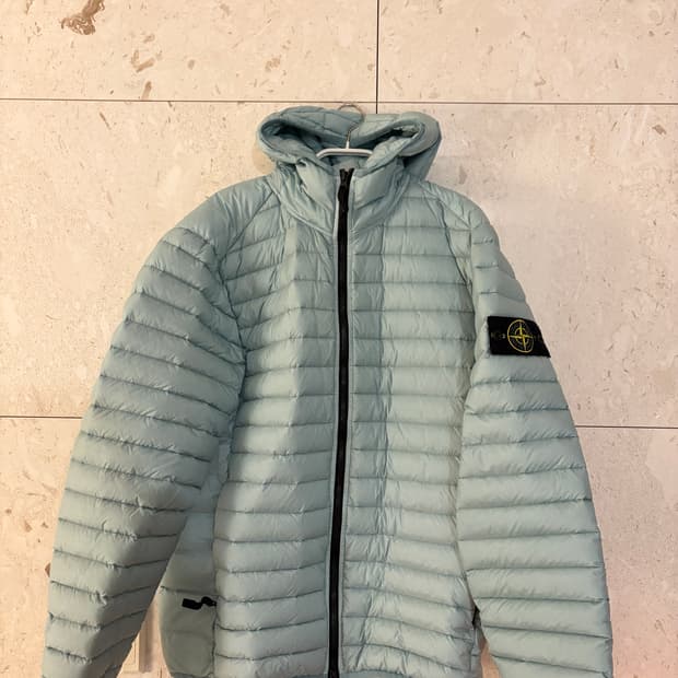 스톤아일랜드 룸우븐 경량 패딩 / M